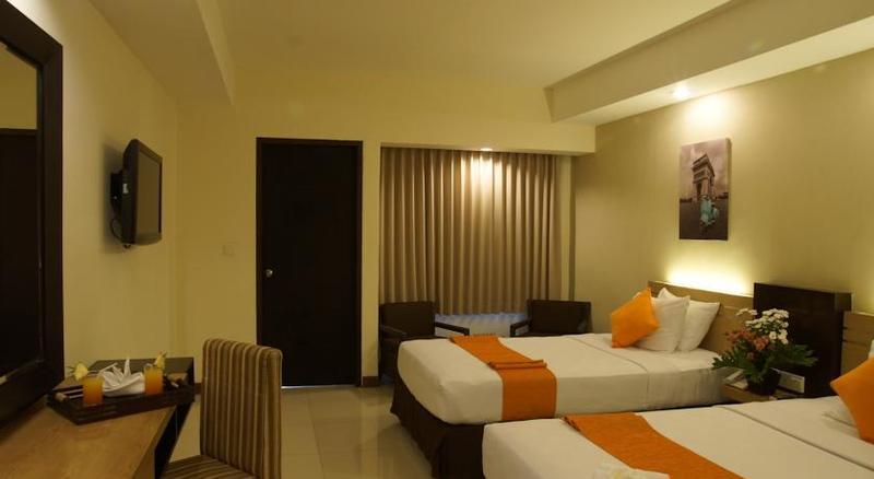 Bloo Bali Hotel Kuta Lombok Buitenkant foto